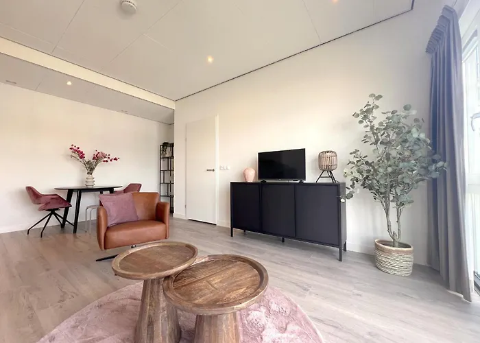 Waterkant Apartment Maasbommel