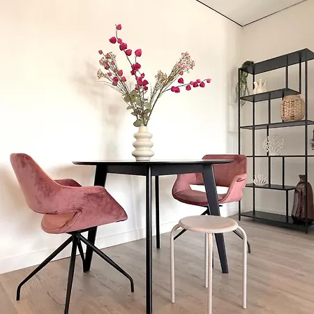Waterkant Apartment *